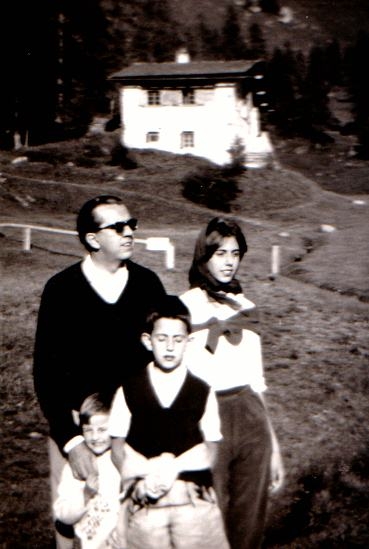 1960 ago Sils-con-figli